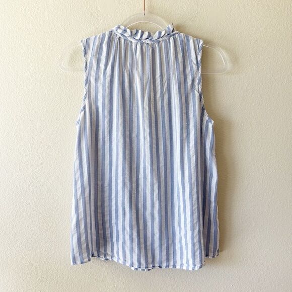 Cloth and Stone Coastal Blue PinStripe Lightweight VNeck Tank Top - Picture 6 of 10